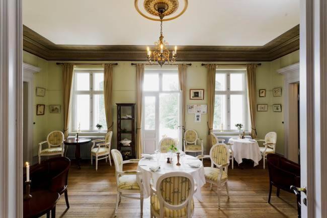 Liselund Ny Slot Hotel Borre Extérieur photo